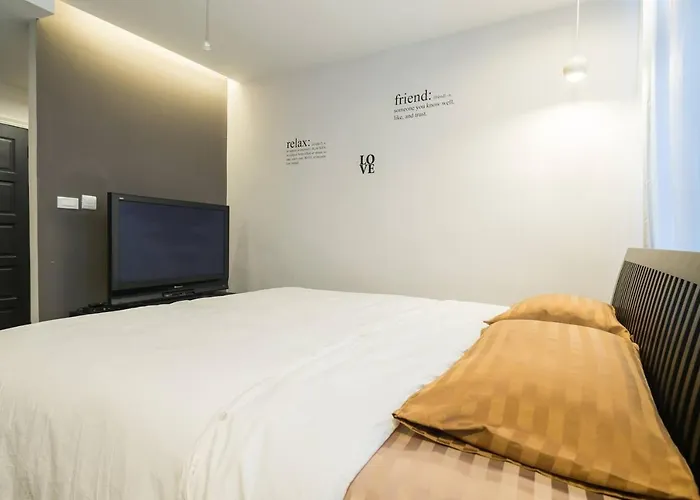 Inner Old Town 196 Chic - Self Check In Guest house 3*